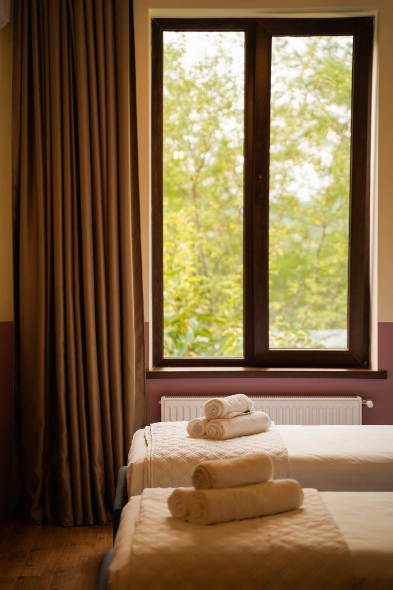Dro Hotel 쿠타이시 외부 사진